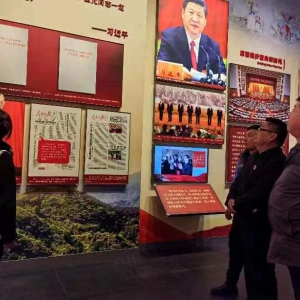 新時代擁軍愛警公益行走進中國共產黨起航地—嘉興南湖