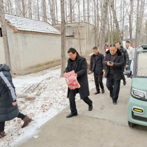 全國擁軍先進個人沙勇成新春佳節送溫暖 情系老兵獻愛心
